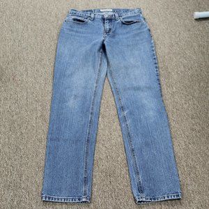 Women's size 6 London medium/light wash jeans
